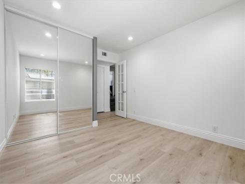 25045  Castlewood  , Lake Forest, CA