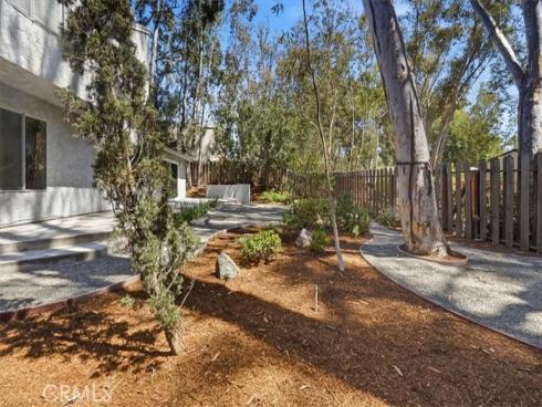 25045  Castlewood  , Lake Forest, CA