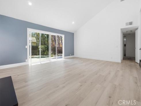 25045  Castlewood  , Lake Forest, CA