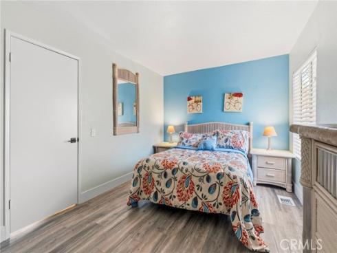 25012  Woodridge  , Lake Forest, CA