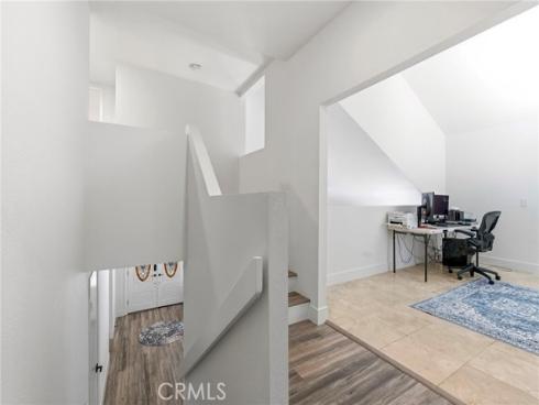 25012  Woodridge  , Lake Forest, CA