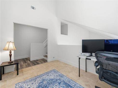 25012  Woodridge  , Lake Forest, CA