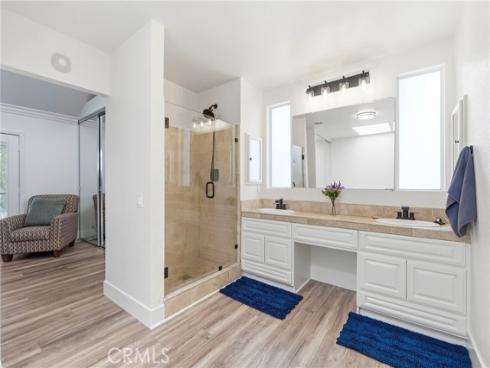 25012  Woodridge  , Lake Forest, CA