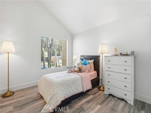 25012  Woodridge  , Lake Forest, CA