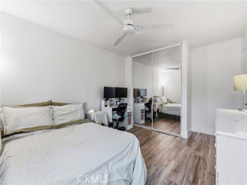 25012  Woodridge  , Lake Forest, CA