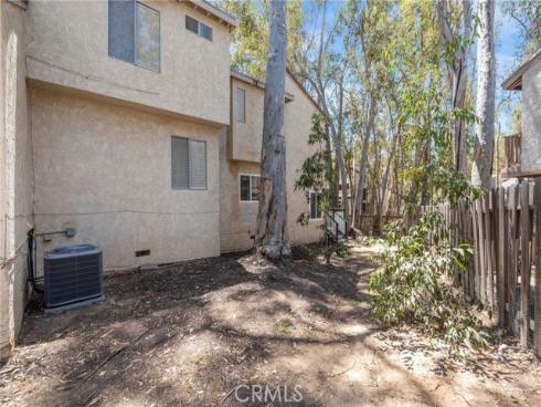 25012  Woodridge  , Lake Forest, CA