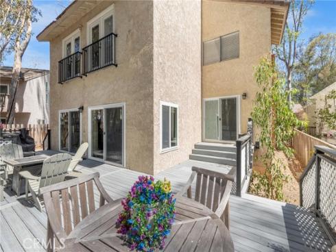 25012  Woodridge  , Lake Forest, CA