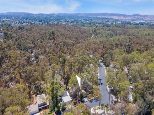 25012  Woodridge  , Lake Forest, CA