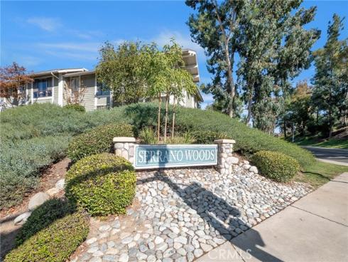 25012  Woodridge  , Lake Forest, CA