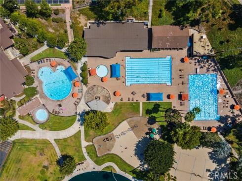 25012  Woodridge  , Lake Forest, CA