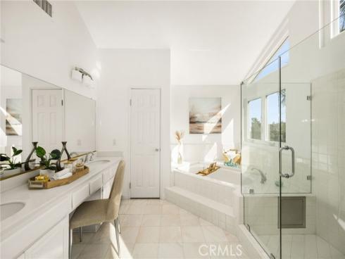 26822 Sommerset , Lake Forest, CA