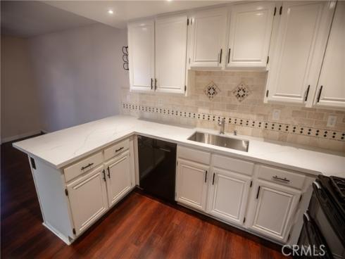 21224  Jasmines  , Lake Forest, CA