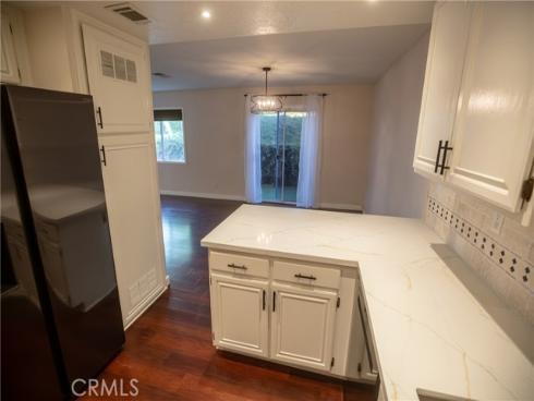 21224  Jasmines  , Lake Forest, CA