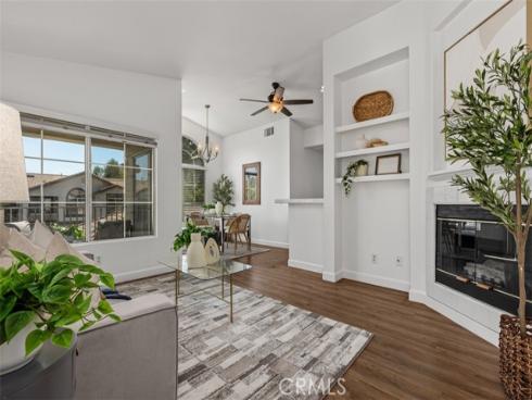 135 Chaumont , Lake Forest, CA