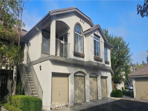 16 Chaumont Circle