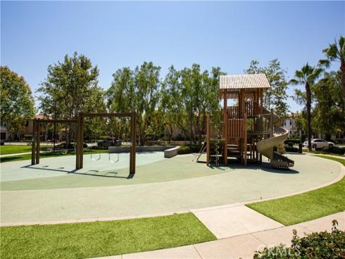 30 Wild Rose , Lake Forest, CA