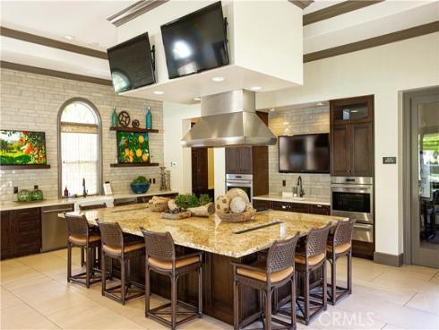 30 Wild Rose , Lake Forest, CA