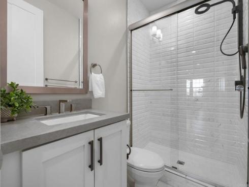1832  Aliso Canyon Dr  , Lake Forest, CA