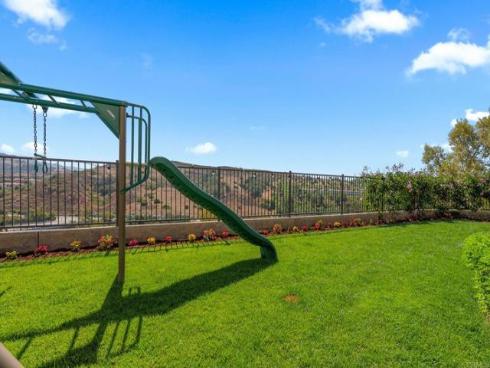 1832  Aliso Canyon Dr  , Lake Forest, CA