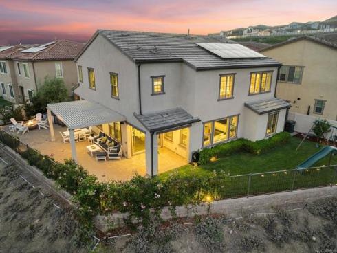 1832  Aliso Canyon Dr  , Lake Forest, CA
