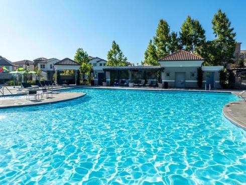 1832  Aliso Canyon Dr  , Lake Forest, CA