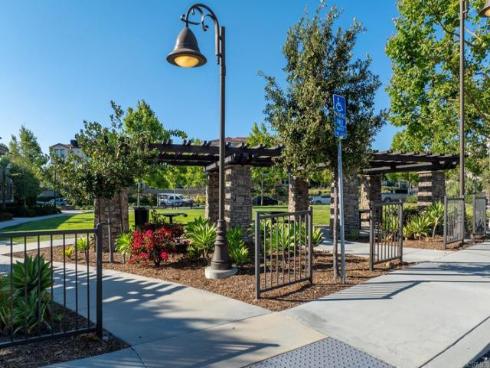 1832  Aliso Canyon Dr  , Lake Forest, CA