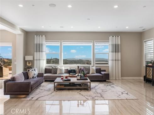 1132 Summit Oak , Lake Forest, CA
