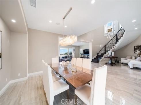 1132 Summit Oak , Lake Forest, CA