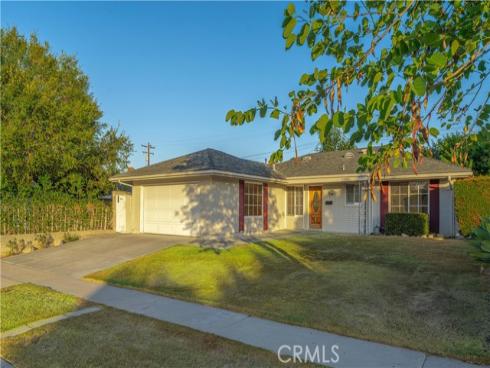 23051 Cavanaugh Road, Lake Forest, CA