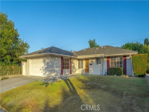 23051 Cavanaugh Road, Lake Forest, CA