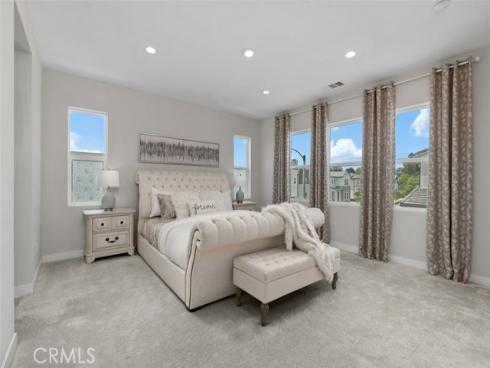 111 Edna Parkway, Lake Forest, CA