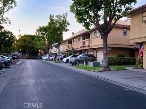 25173  Oak Canyon  4 , Lake Forest, CA