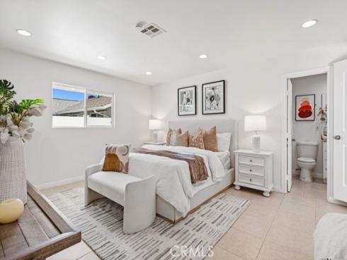 23841 Palmek , Lake Forest, CA