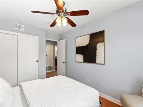 25701 View Pointe 8C , Lake Forest, CA