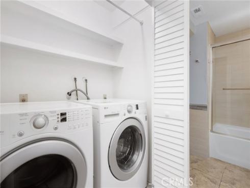 25701 View Pointe 8C , Lake Forest, CA