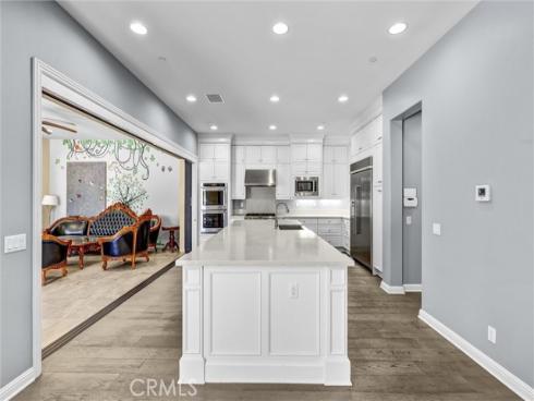 19  Dahlia  , Lake Forest, CA