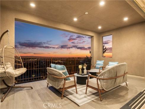 5512 Heritage Oak Drive, Lake Forest, CA