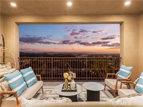 5512 Heritage Oak Drive, Lake Forest, CA