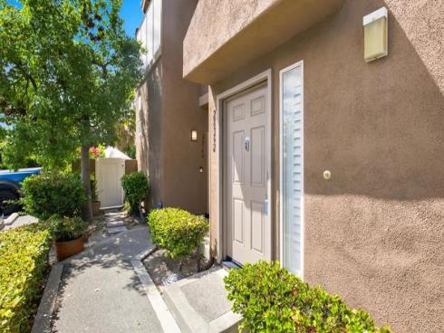 28362 Pueblo Drive, Lake Forest, CA