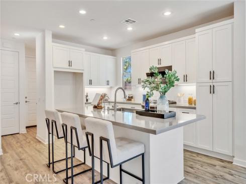 182 Finch , Lake Forest, CA