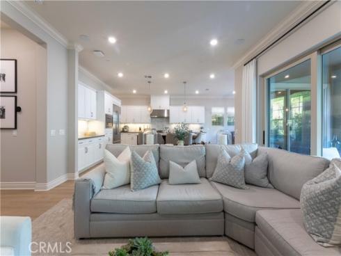 1809 Canyon Oaks Lane, Lake Forest, CA