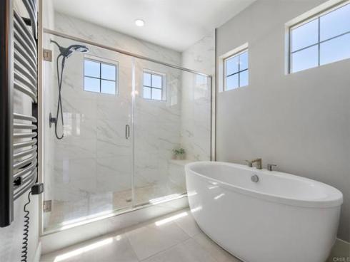 1832 Aliso Canyon Dr , Lake Forest, CA