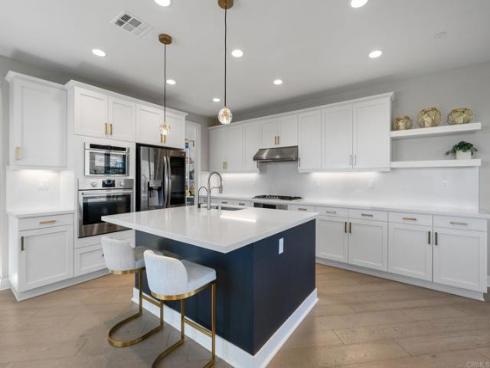 1832 Aliso Canyon Dr , Lake Forest, CA