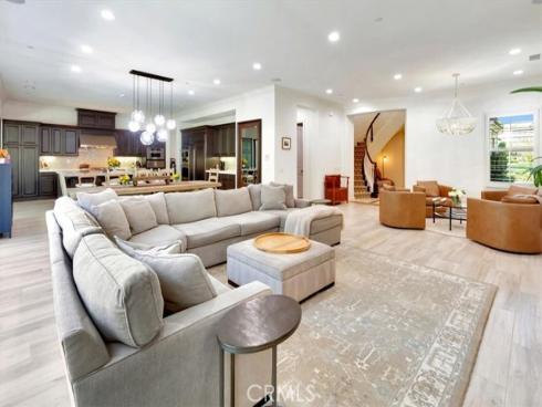 32  Hyacinth  , Lake Forest, CA