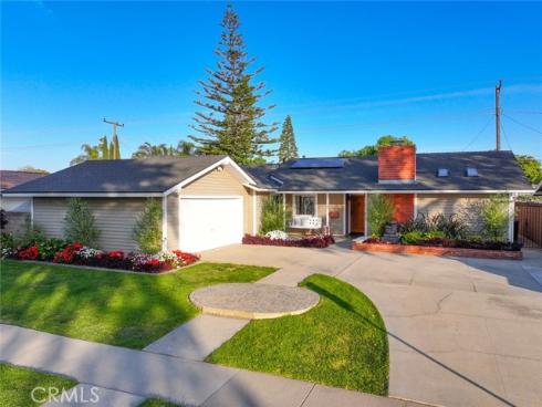 2662  Salmon   Drive, Los Alamitos, CA