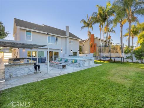 10472  Del Norte   Way, Los Alamitos, CA