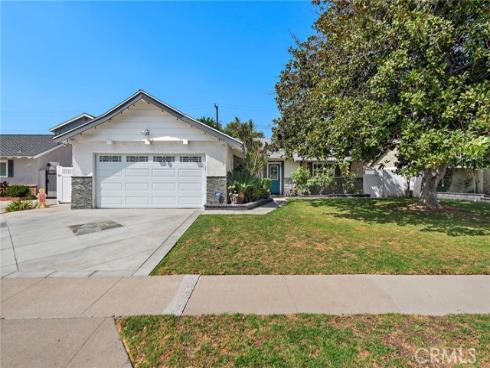 11351  Cherry   Street, Los Alamitos, CA