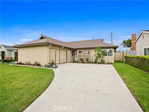 3671  La Colmena   Way, Los Alamitos, CA