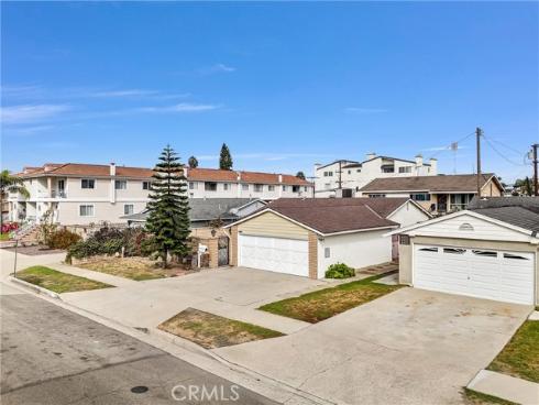 4461  Farquhar   Avenue, Los Alamitos, CA