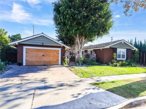 11282  Martha Ann   Drive, Los Alamitos, CA